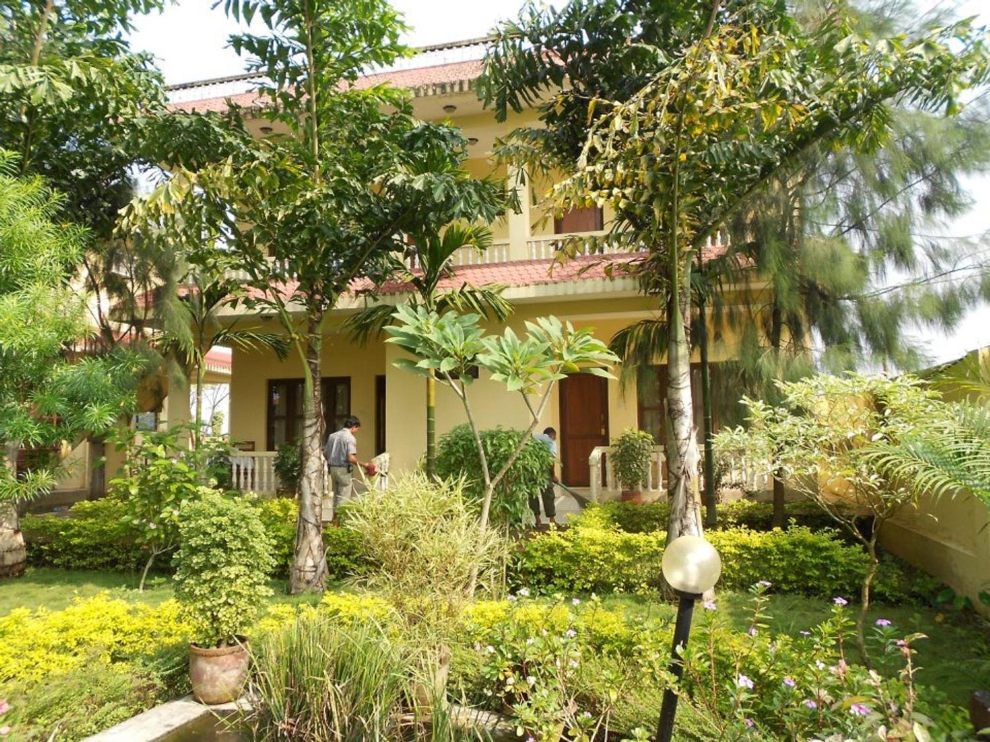 Hotel Rainforest Sauraha Exteriér fotografie